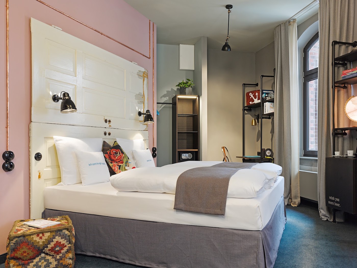 25hours Hotel Altes Hafenamt, dog-friendly hotel, photo 3