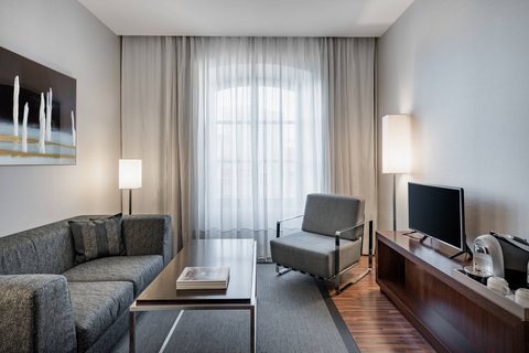 AC Hotel Torino, dog-friendly hotel, photo 5