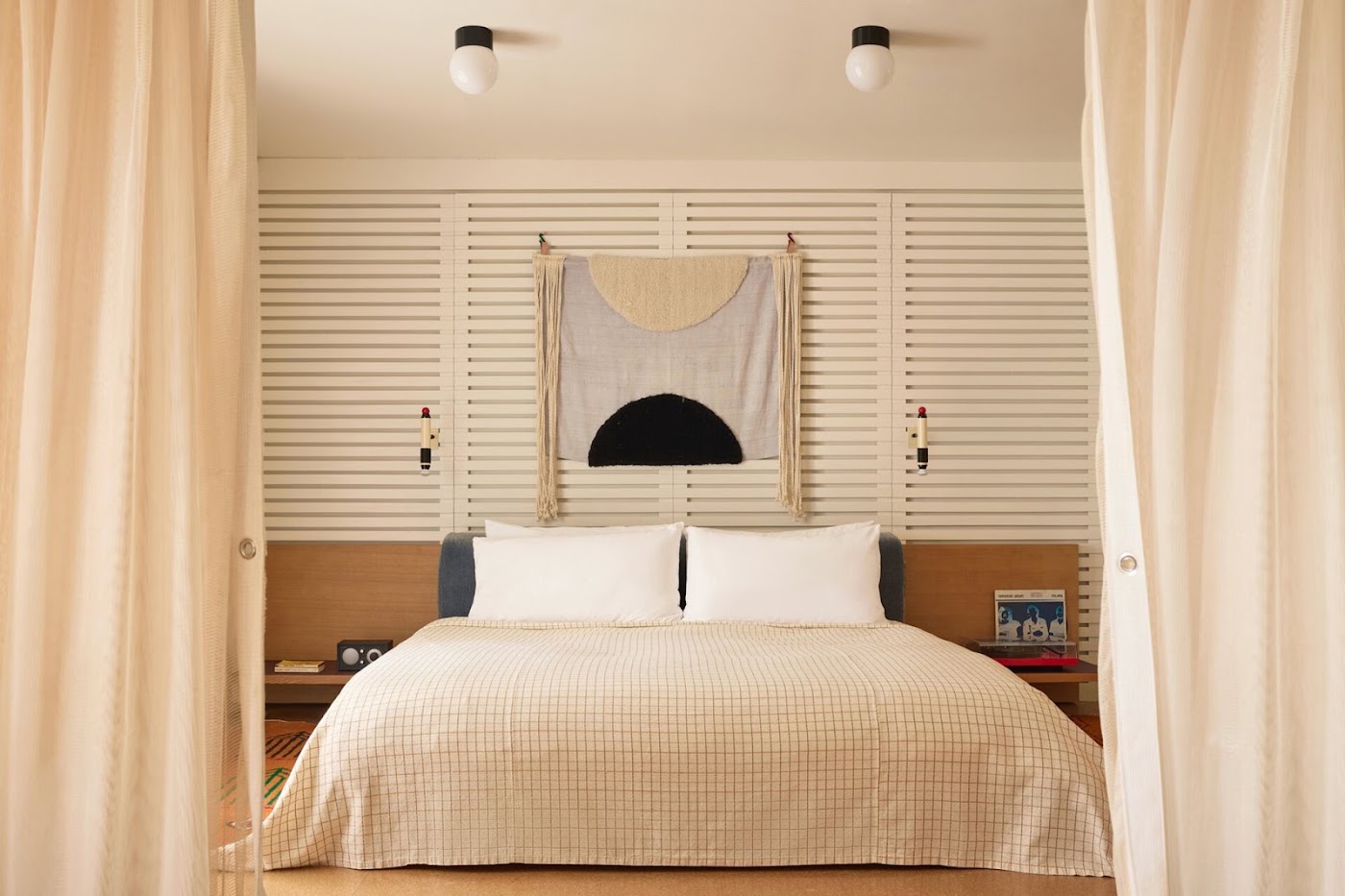 Ace Hotel and Swim Club, dog-friendly hotel, photo 3