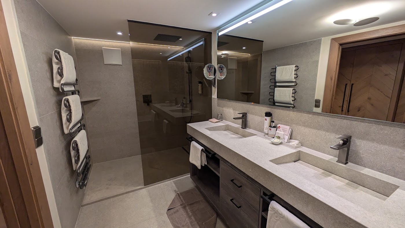 Alpin Spa Hotel Tuxerhof, dog-friendly hotel, photo 5