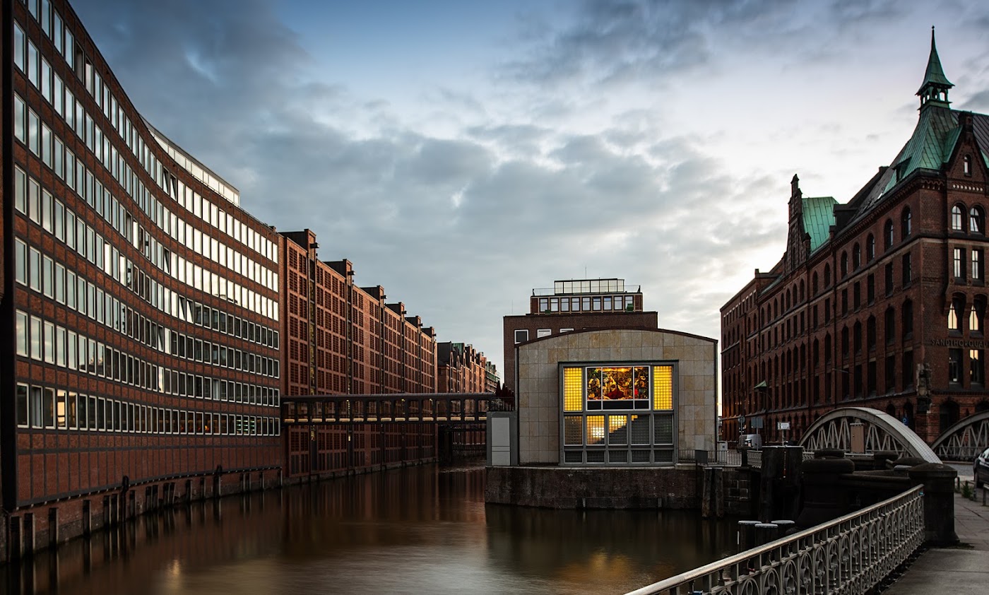 AMERON Hamburg Hotel Speicherstadt, dog-friendly hotel, photo 2