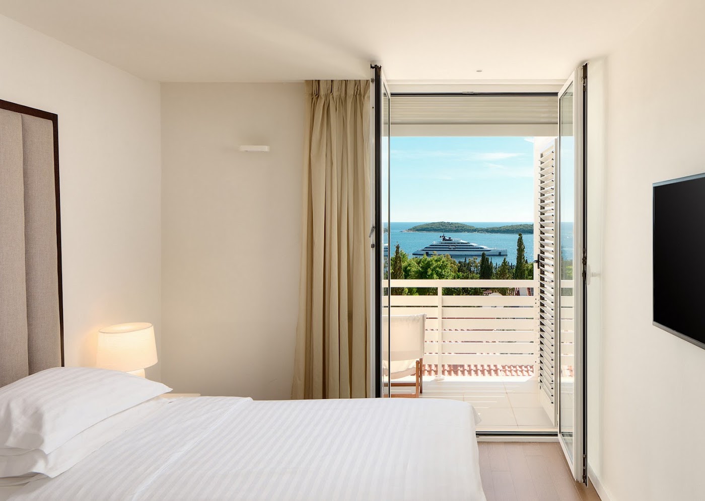 Amfora Hvar Grand Beach Resort, dog-friendly hotel, photo 3
