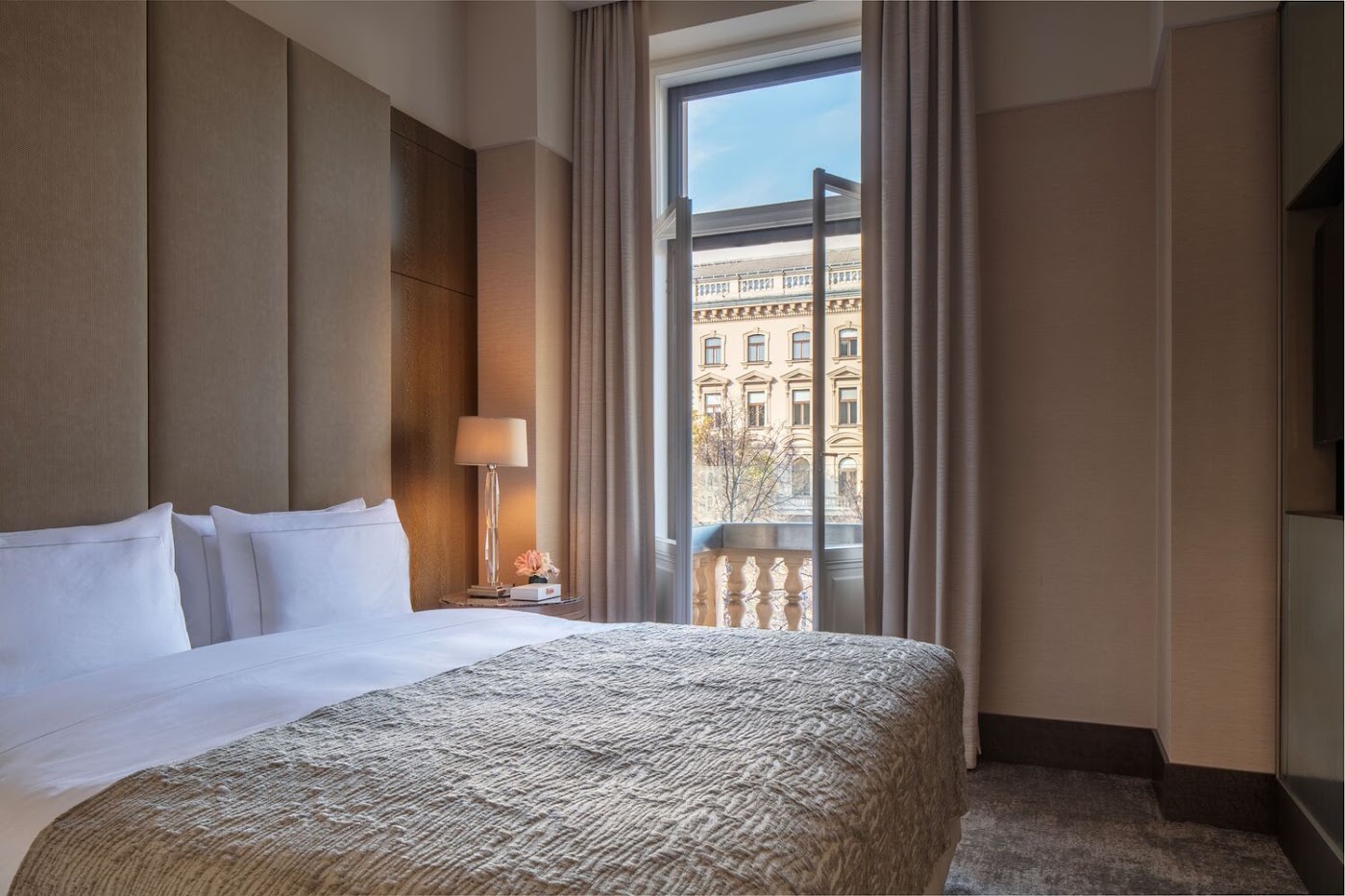 Anantara Palais Hansen Vienna, dog-friendly hotel, photo 2