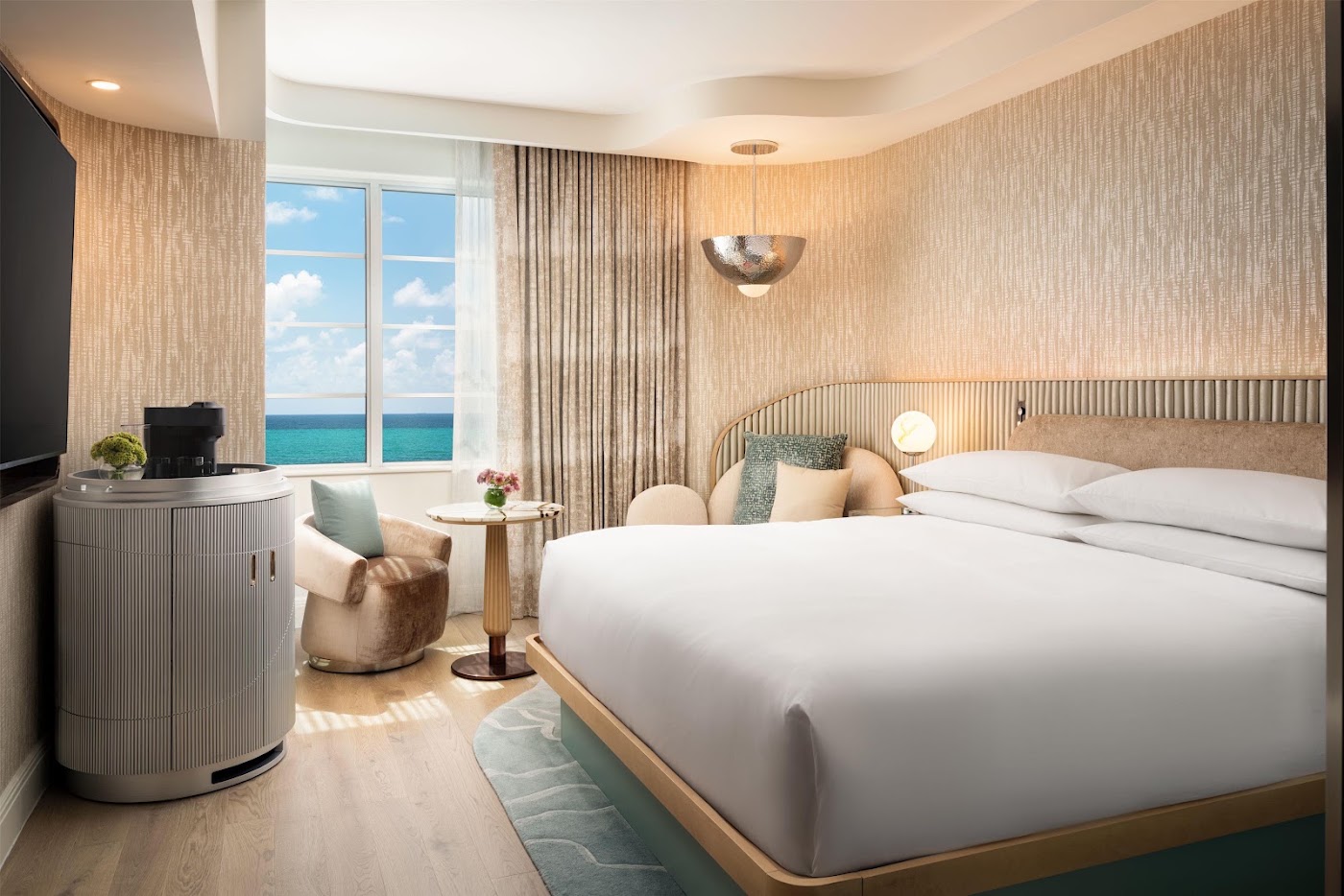 Andaz Miami Beach, dog-friendly hotel, photo 3