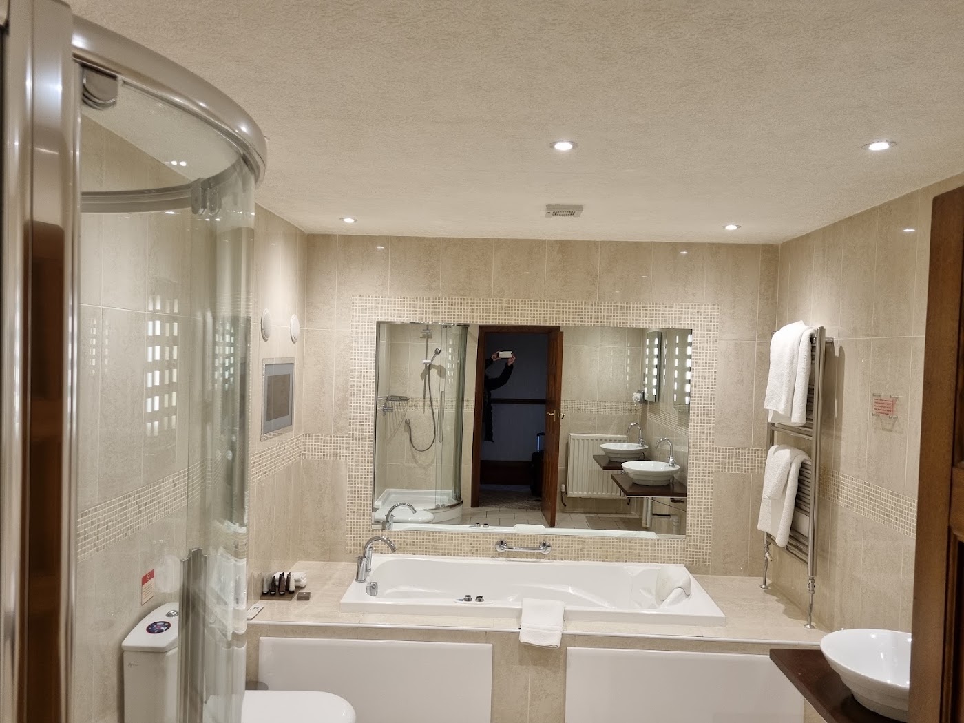 Armathwaite Hall Hotel & Spa, dog-friendly hotel, photo 4