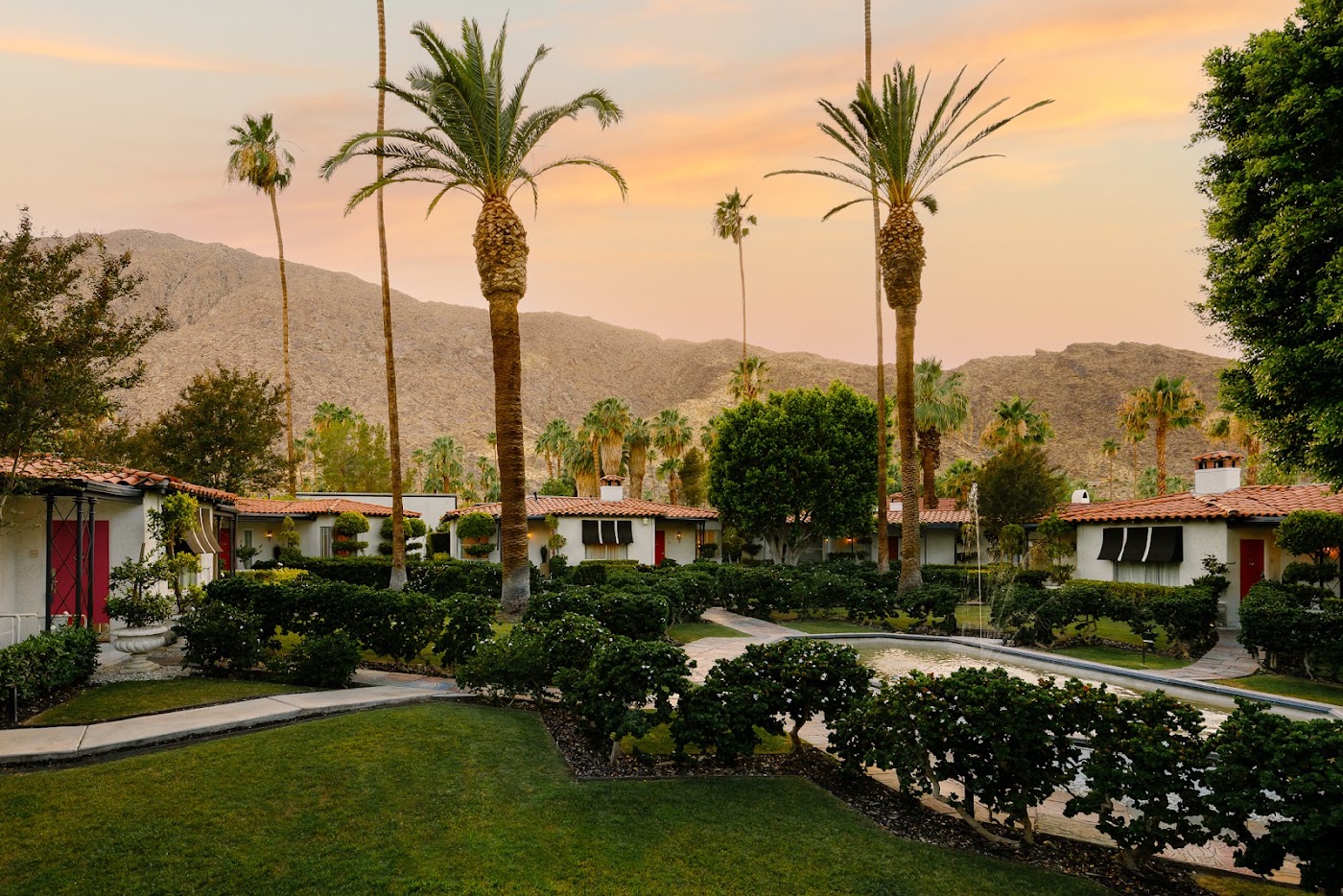 Avalon Hotel & Bungalows Palm Springs, dog-friendly hotel, photo 2