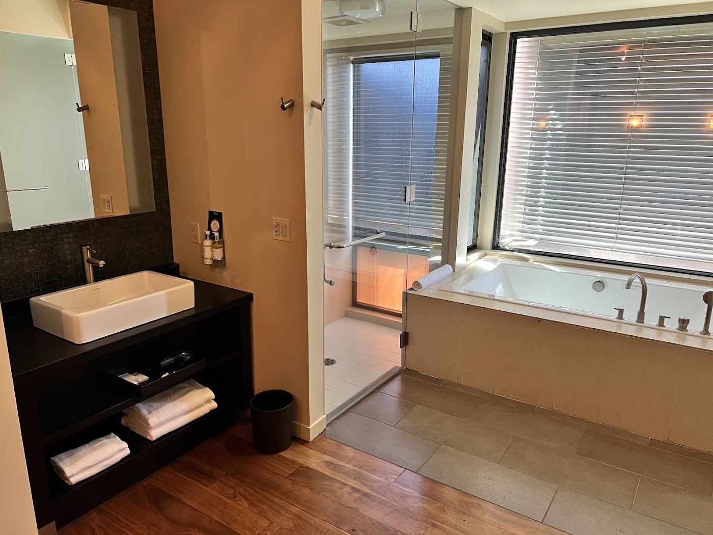 Bardessono Hotel and Spa, dog-friendly hotel, photo 5