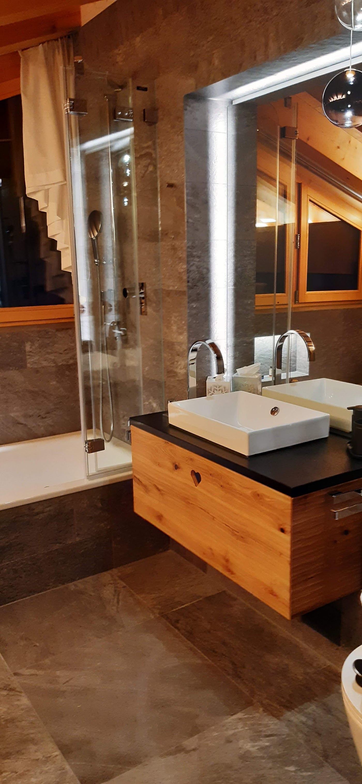 Bergwelt Grindelwald Alpine Design Resort, dog-friendly hotel, photo 5
