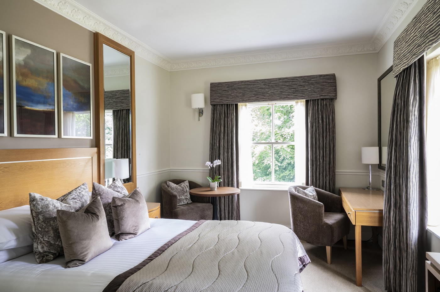 Buxted Park Hotel, dog-friendly hotel, photo 3