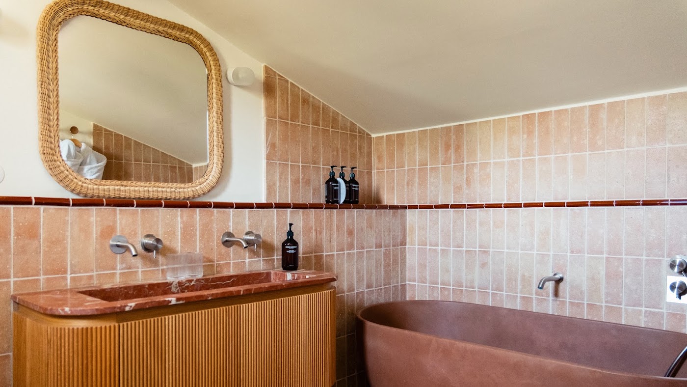 Capelongue, Bonnieux, dog-friendly hotel, photo 5
