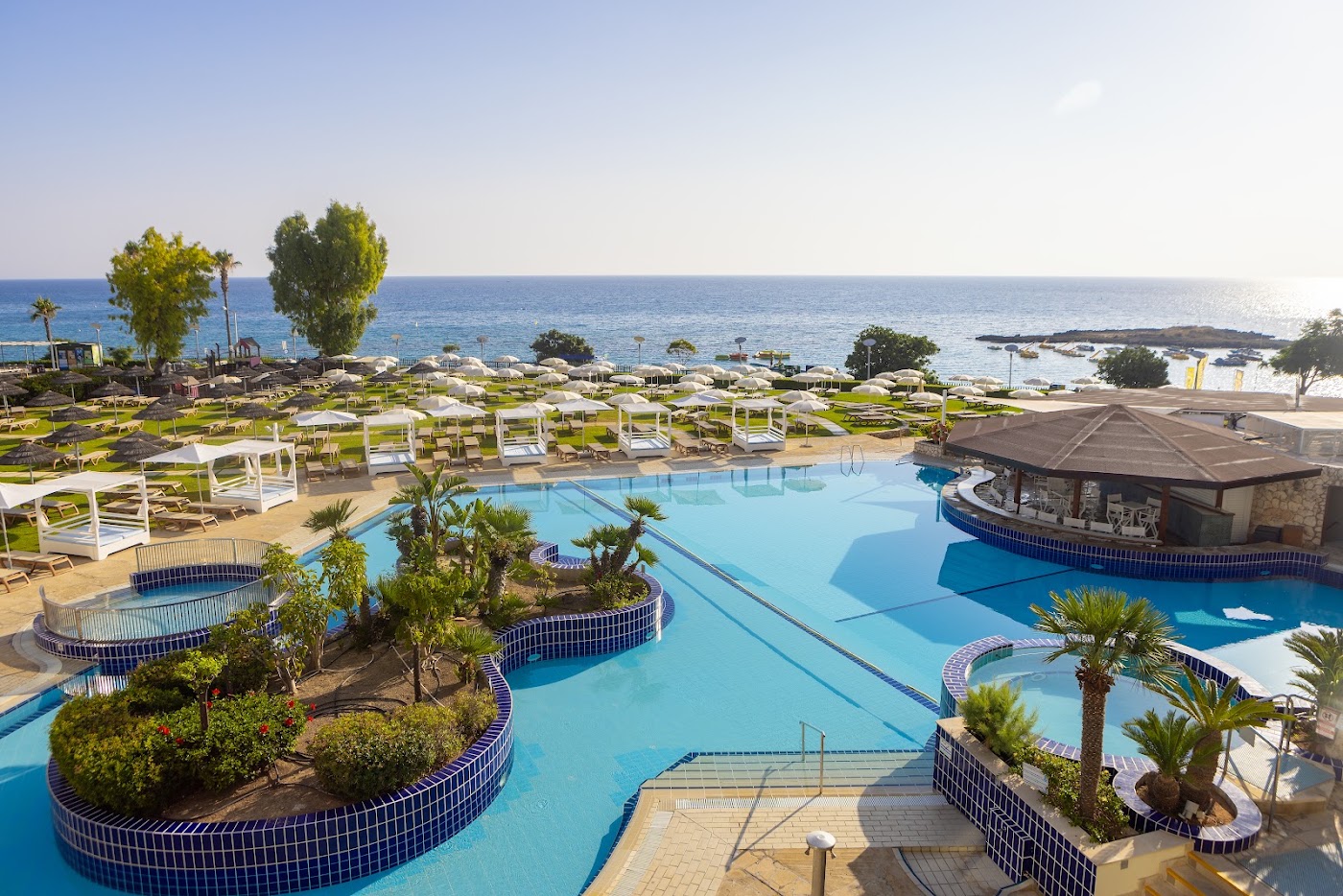 Capo Bay Hotel, dog-friendly hotel, photo 4