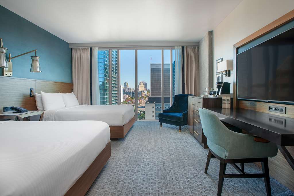 Carte Hotel San Diego Downtown, Curio Collection by Hilton, dog-friendly hotel, photo 3