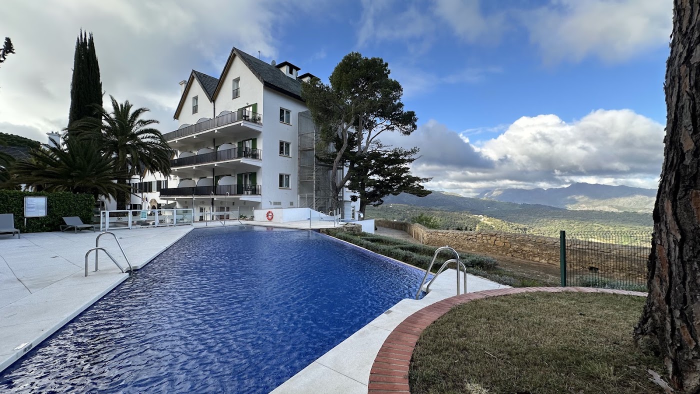 Catalonia Reina Victoria, dog-friendly hotel, photo 2