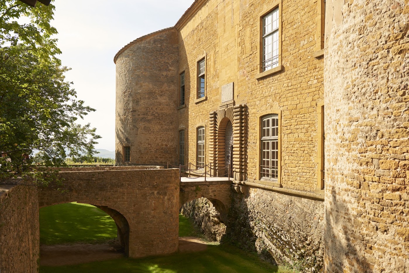 Château de Bagnols, dog-friendly hotel, photo 2