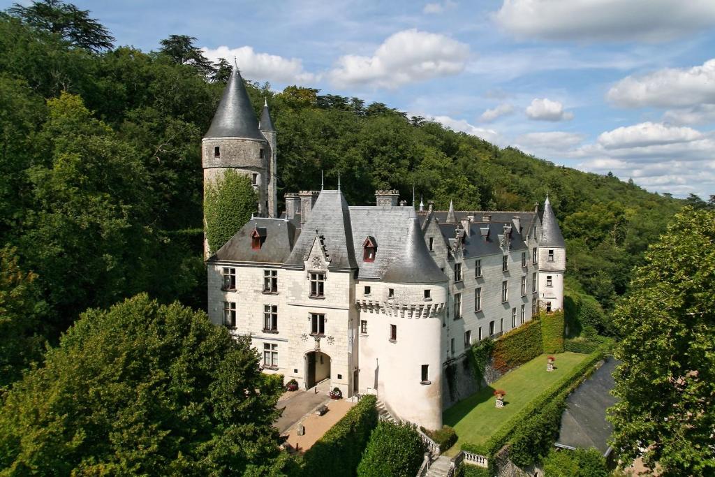 Château de Chissay, dog-friendly hotel, photo 2