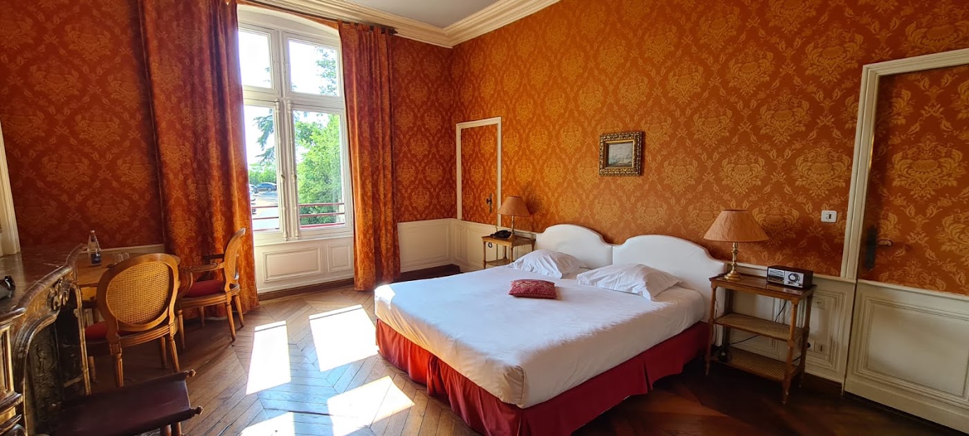 Château de Chissay, dog-friendly hotel, photo 3