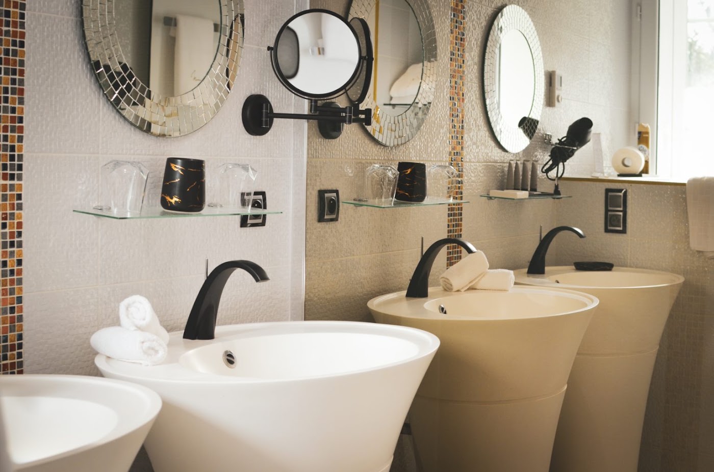 Château de Maraval, dog-friendly hotel, photo 5