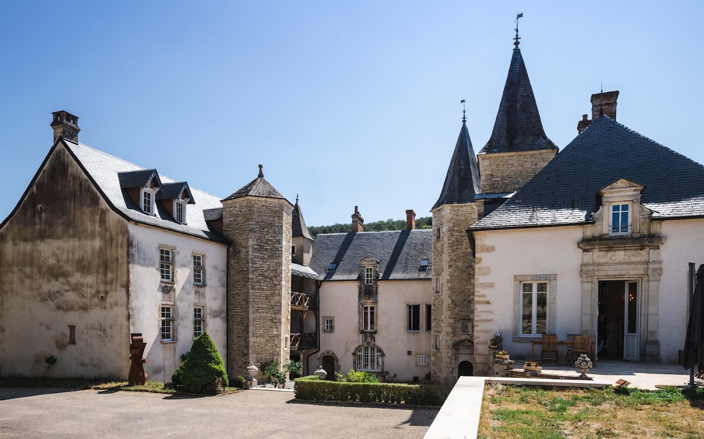 Château de Melin, dog-friendly hotel, photo 4