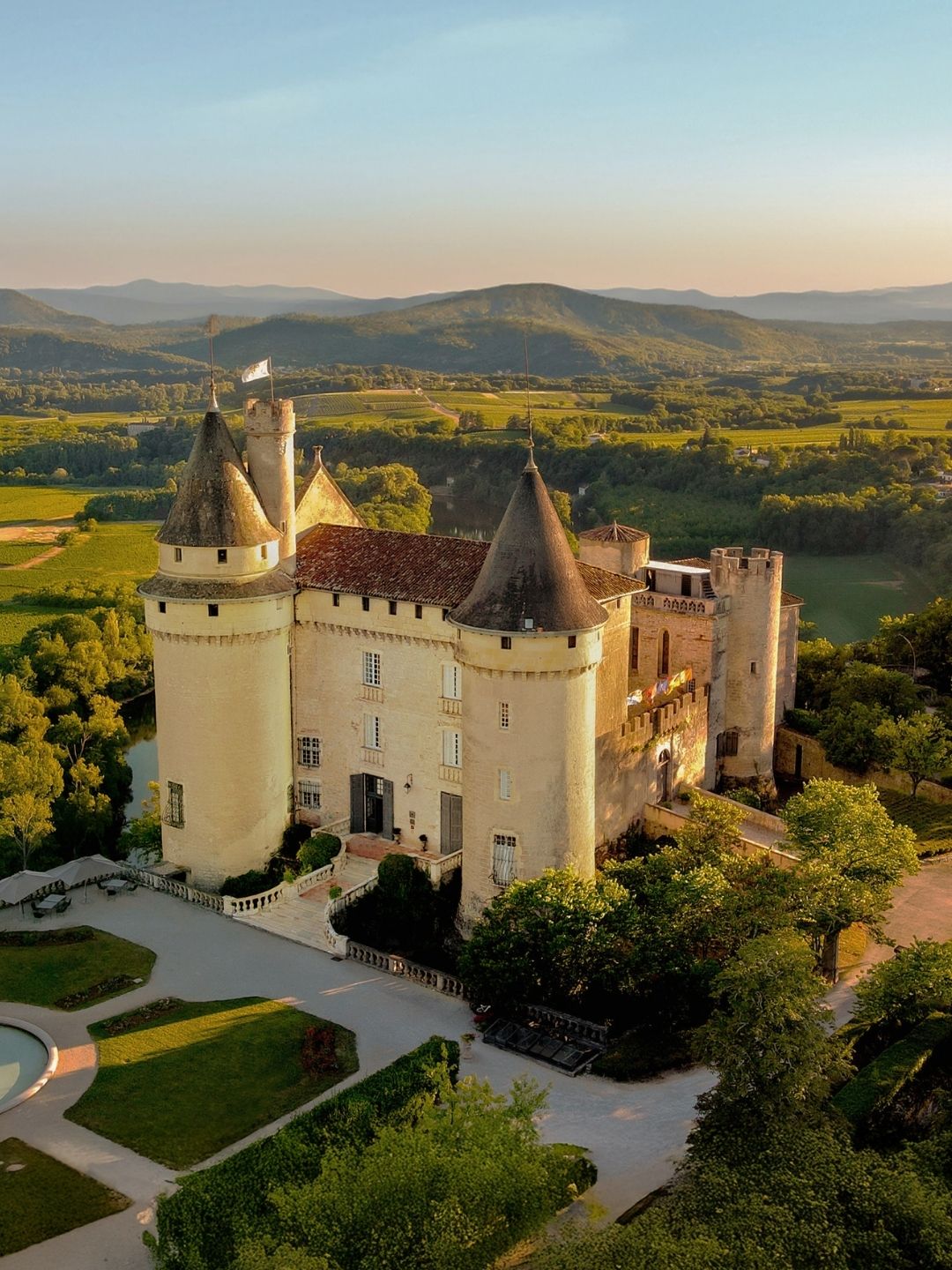 Château de Mercuès, dog-friendly hotel, photo 5