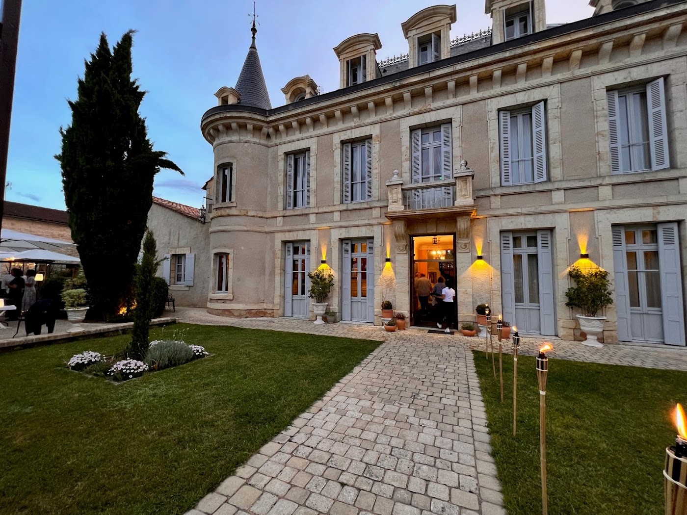 Château Hôtel Edward 1er, dog-friendly hotel, photo 2