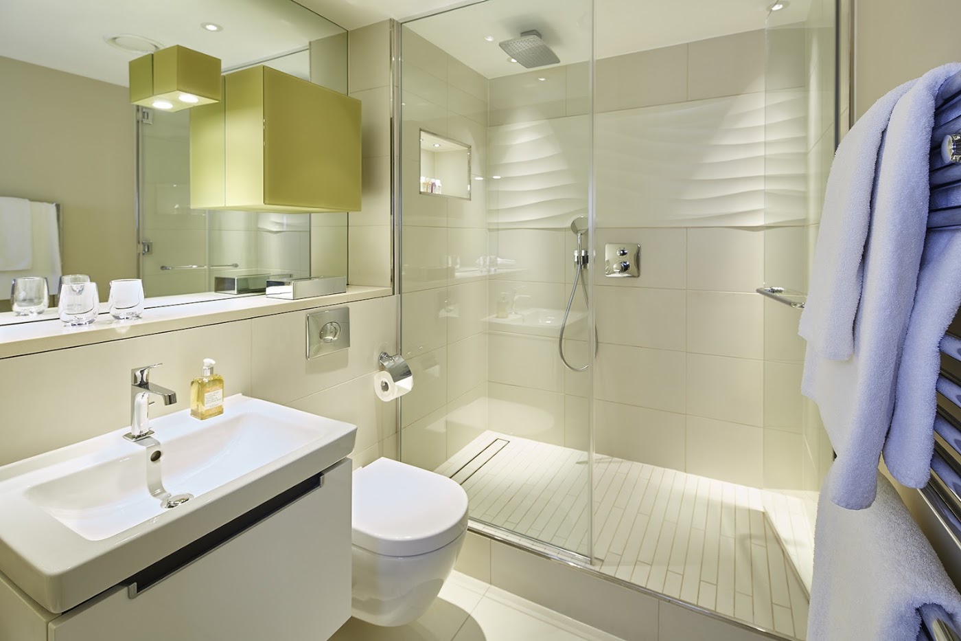 Cheval Three Quays at The Tower of London, dog-friendly hotel, photo 5