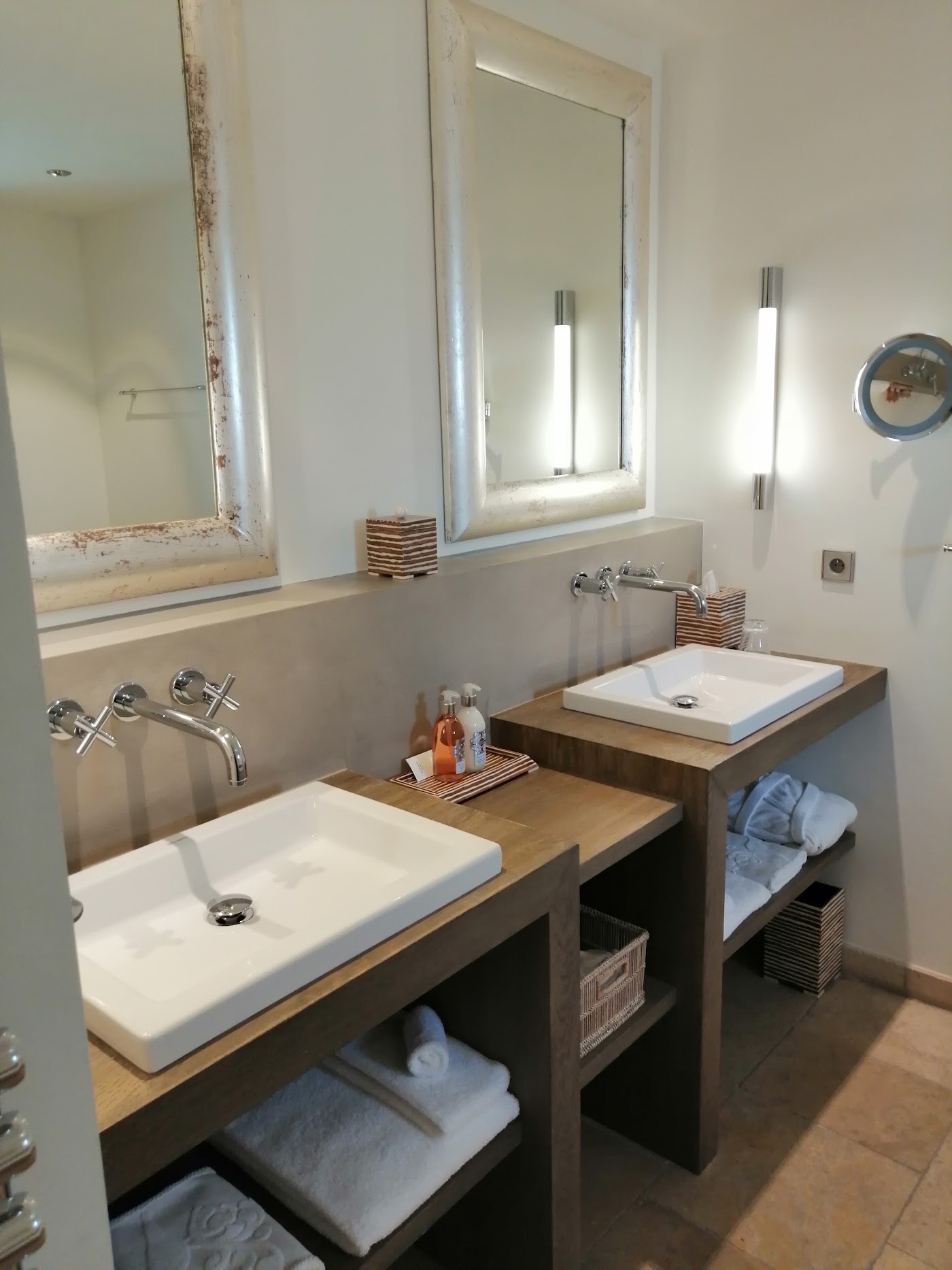 Coquillade Provence, dog-friendly hotel, photo 5