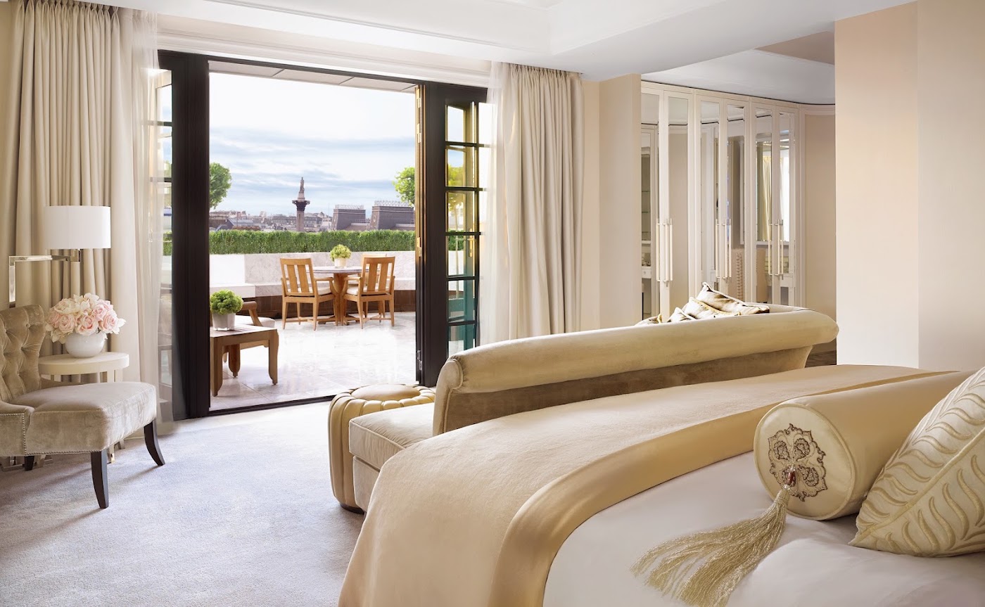 Corinthia London, dog-friendly hotel, photo 3