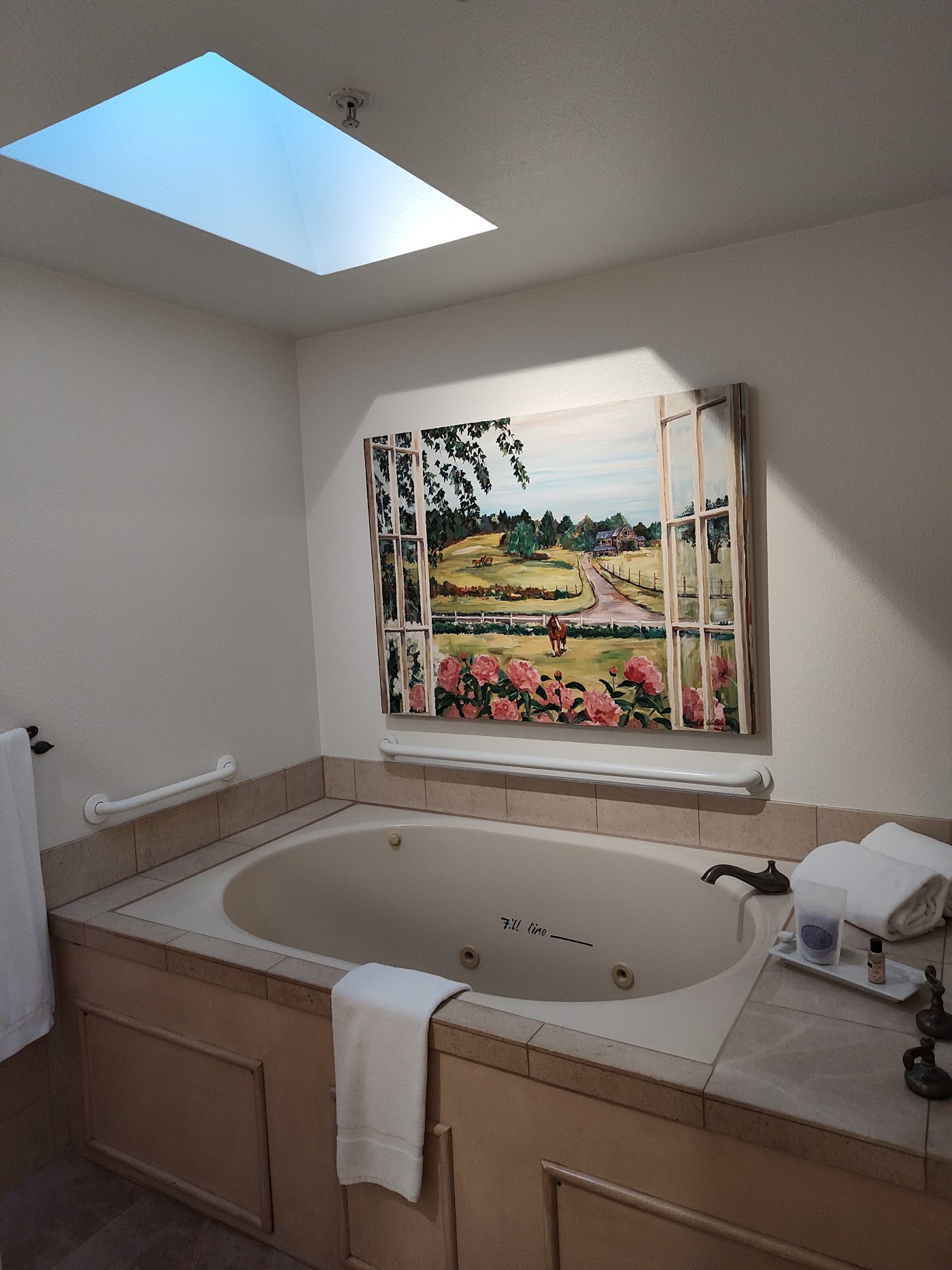 Cottage Grove Inn, dog-friendly hotel, photo 4