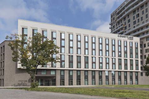 Courtyard by Marriott Hamburg City, dog-friendly hotel, photo 2