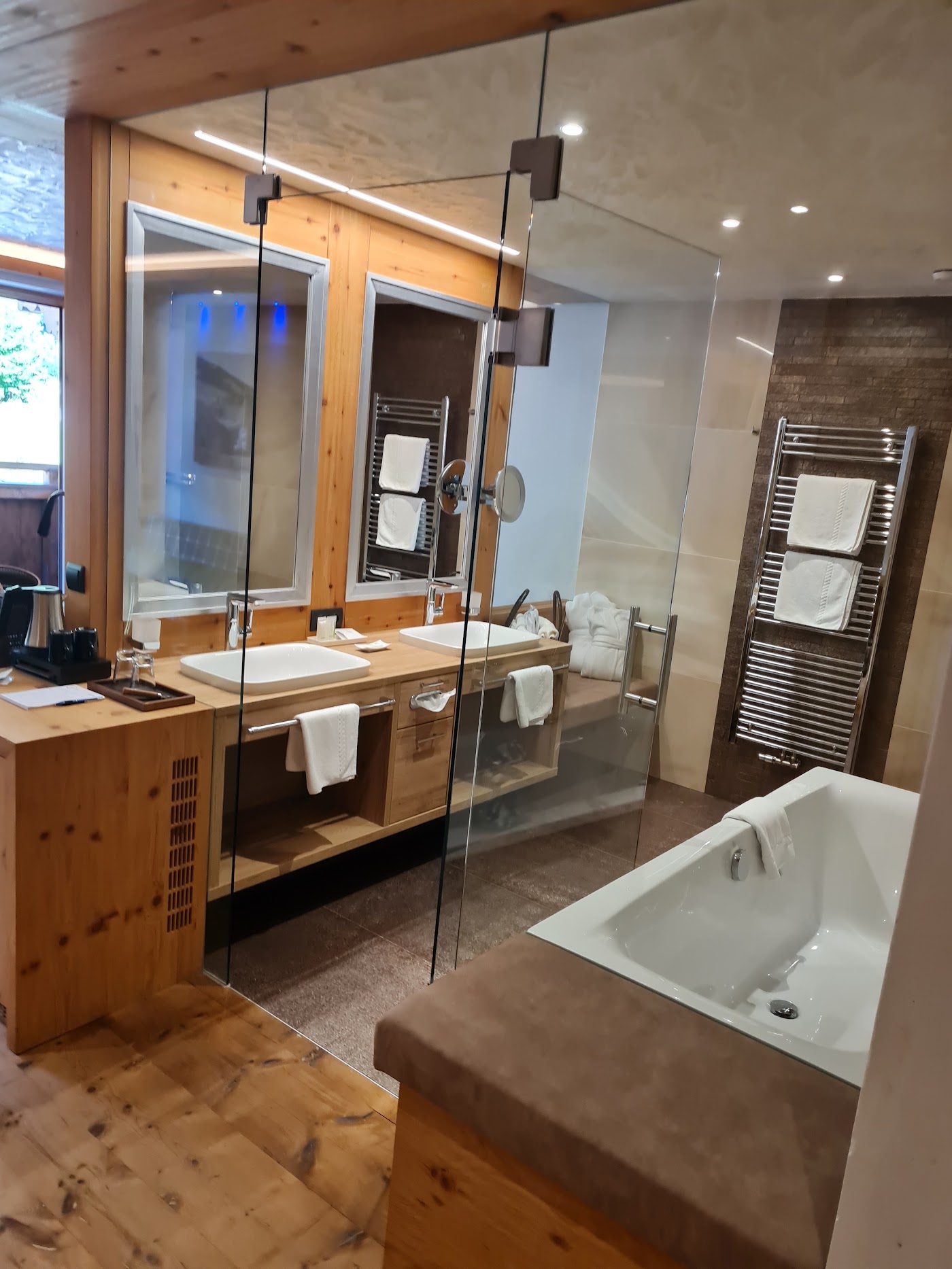 Der Alpbacherhof Nature & Spa Resort, dog-friendly hotel, photo 4