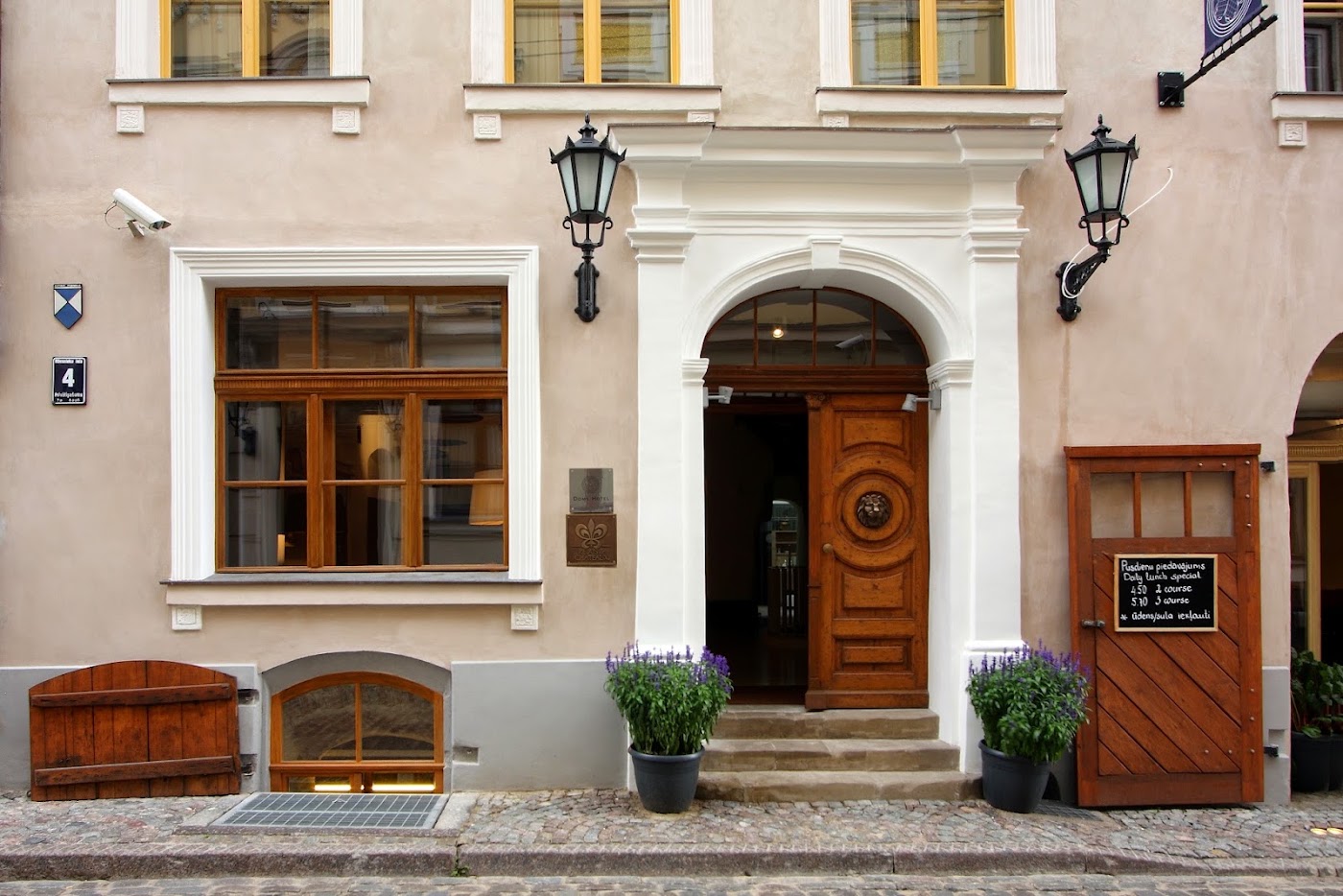 Dome Hotel & Spa, dog-friendly hotel, photo 2