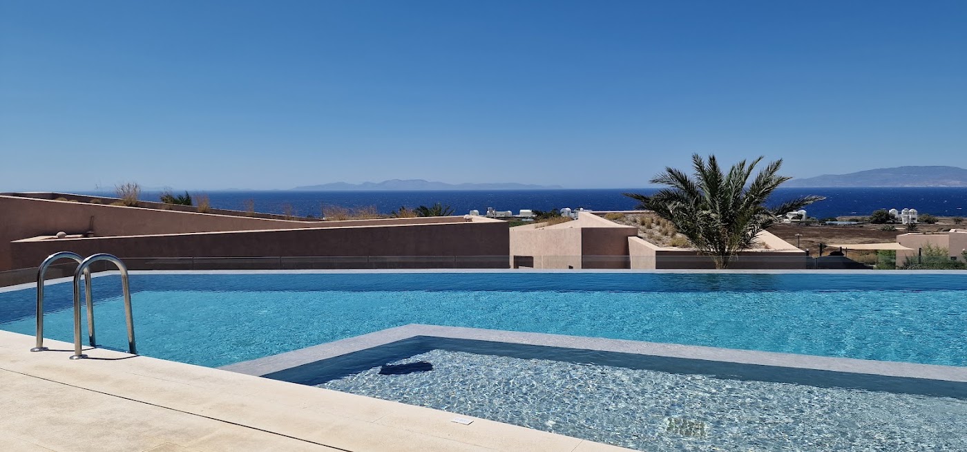 Domes Novos Santorini, Autograph Collection, dog-friendly hotel, photo 4