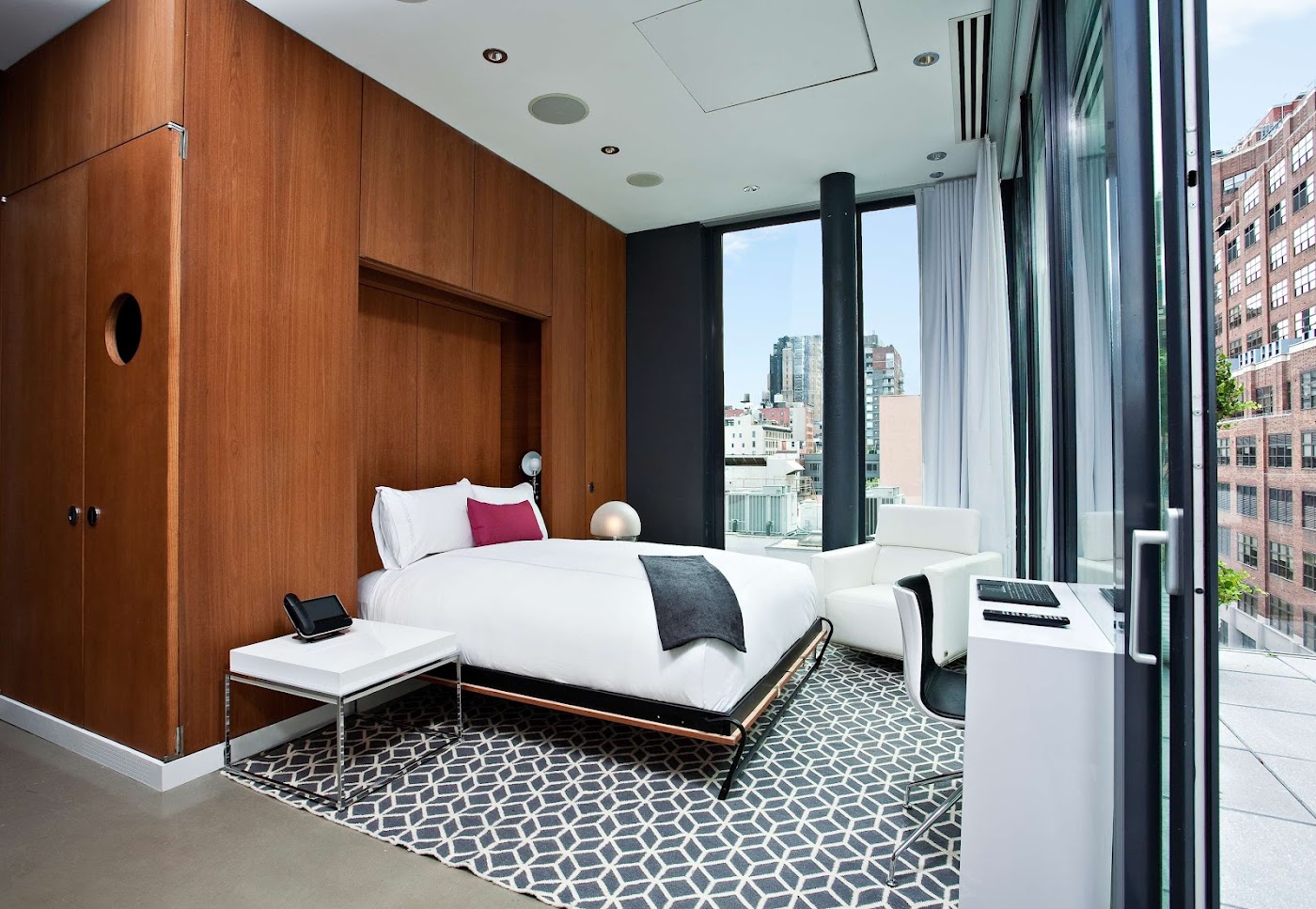 Dream Downtown, dog-friendly hotel, photo 3