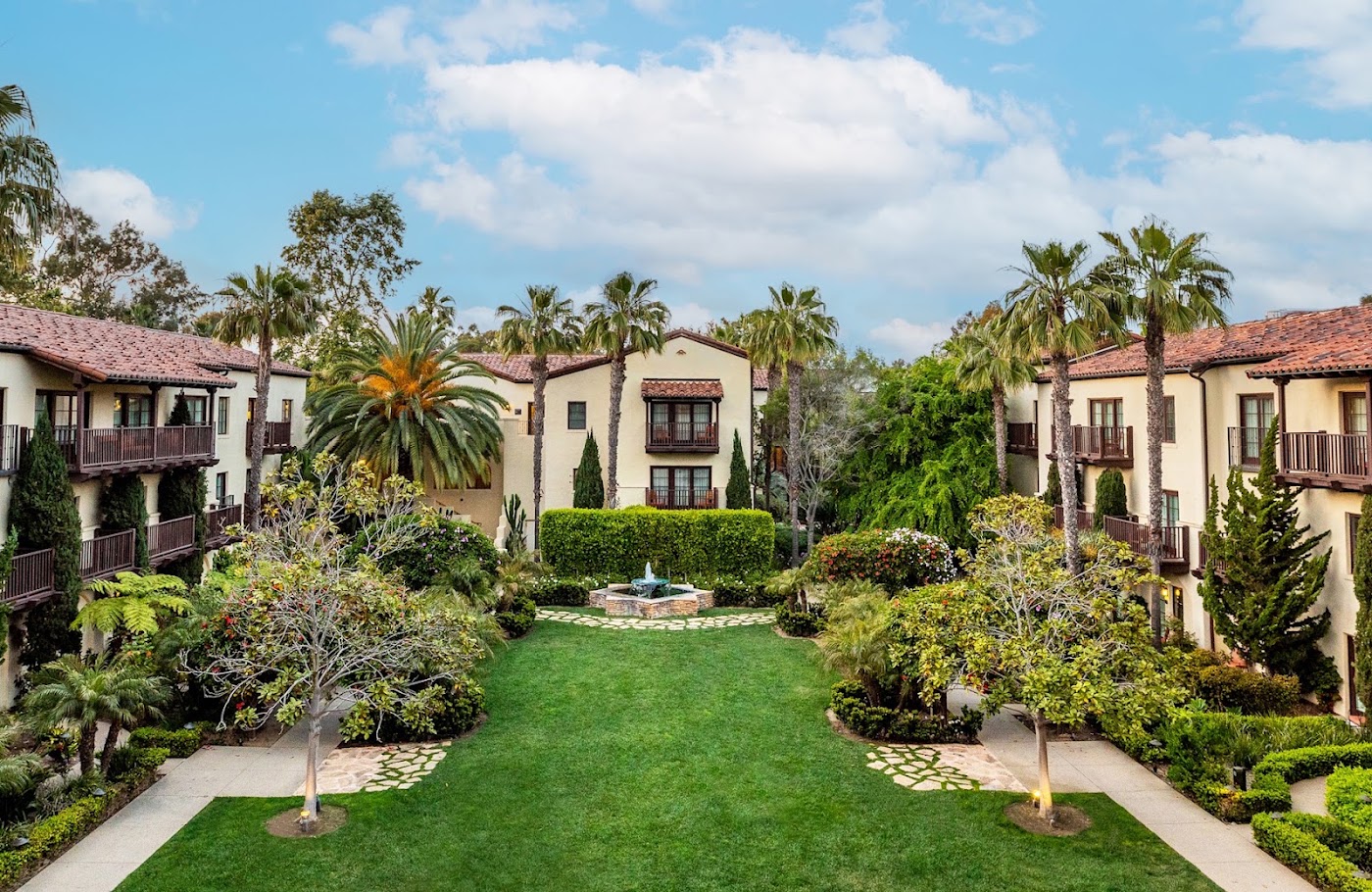 Estancia La Jolla Hotel & Spa, dog-friendly hotel, photo 2