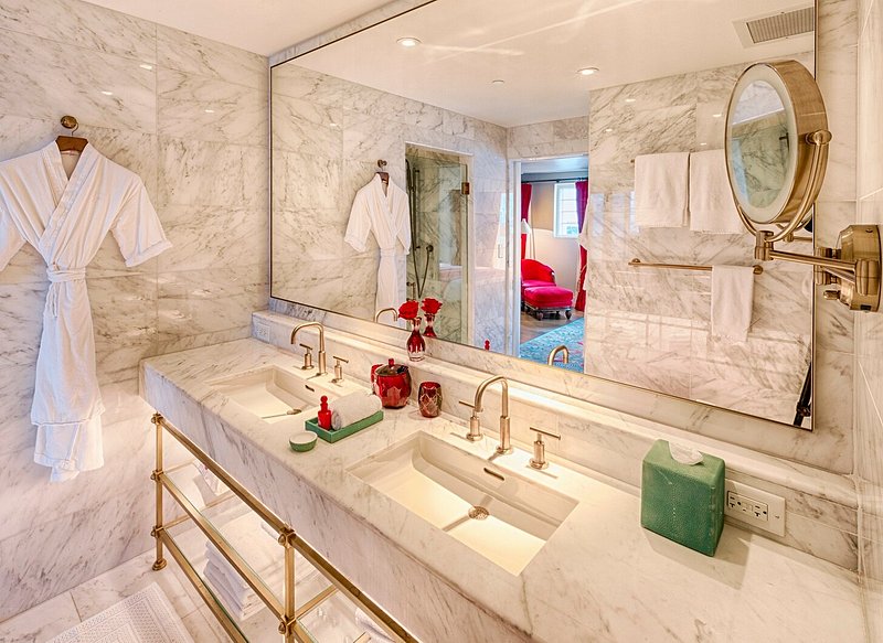 Faena Hotel Miami Beach, dog-friendly hotel, photo 5