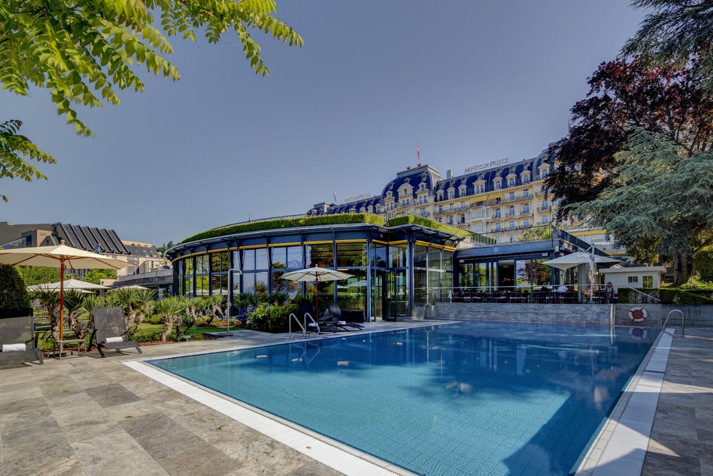 Fairmont Le Montreux Palace, dog-friendly hotel, photo 3