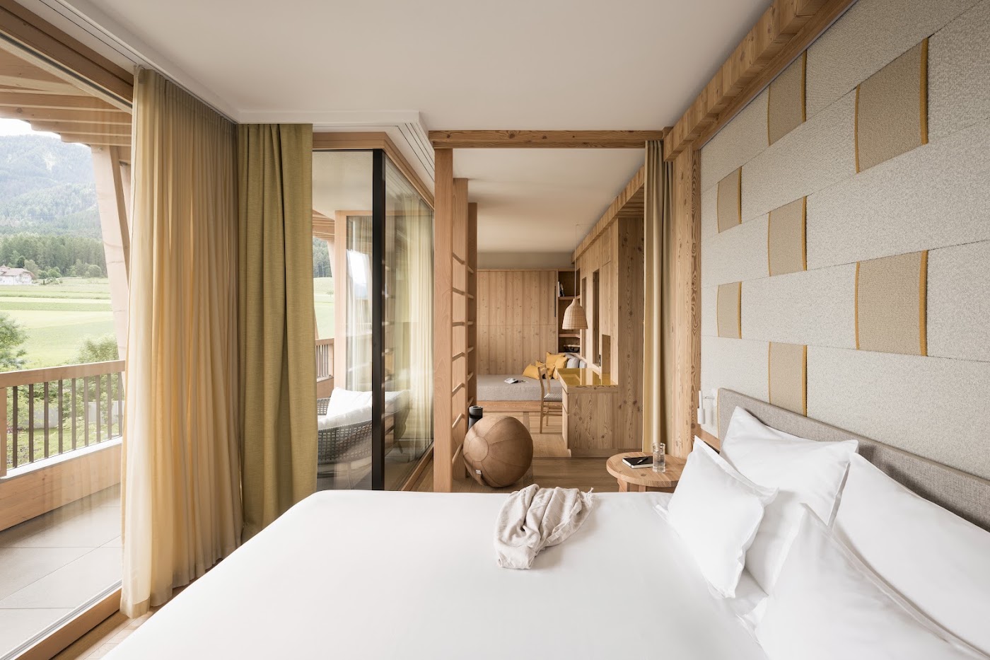 Falkensteiner Hotel Kronplatz, dog-friendly hotel, photo 3