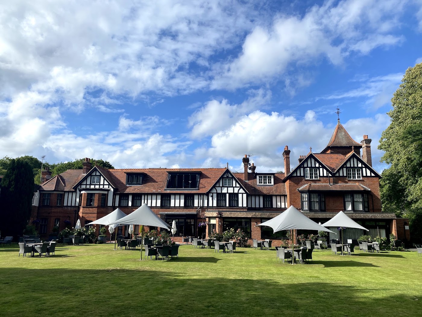 Forest Park Country Hotel & Inn, dog-friendly hotel, photo 2