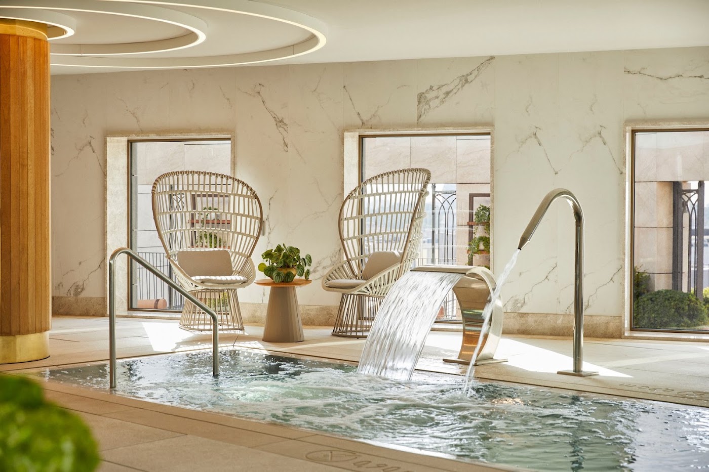 Four Seasons Hotel Madrid, dog-friendly hotel, photo 4