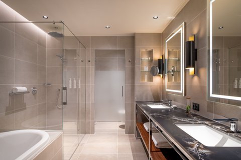 Geneva Marriott Hotel, dog-friendly hotel, photo 5