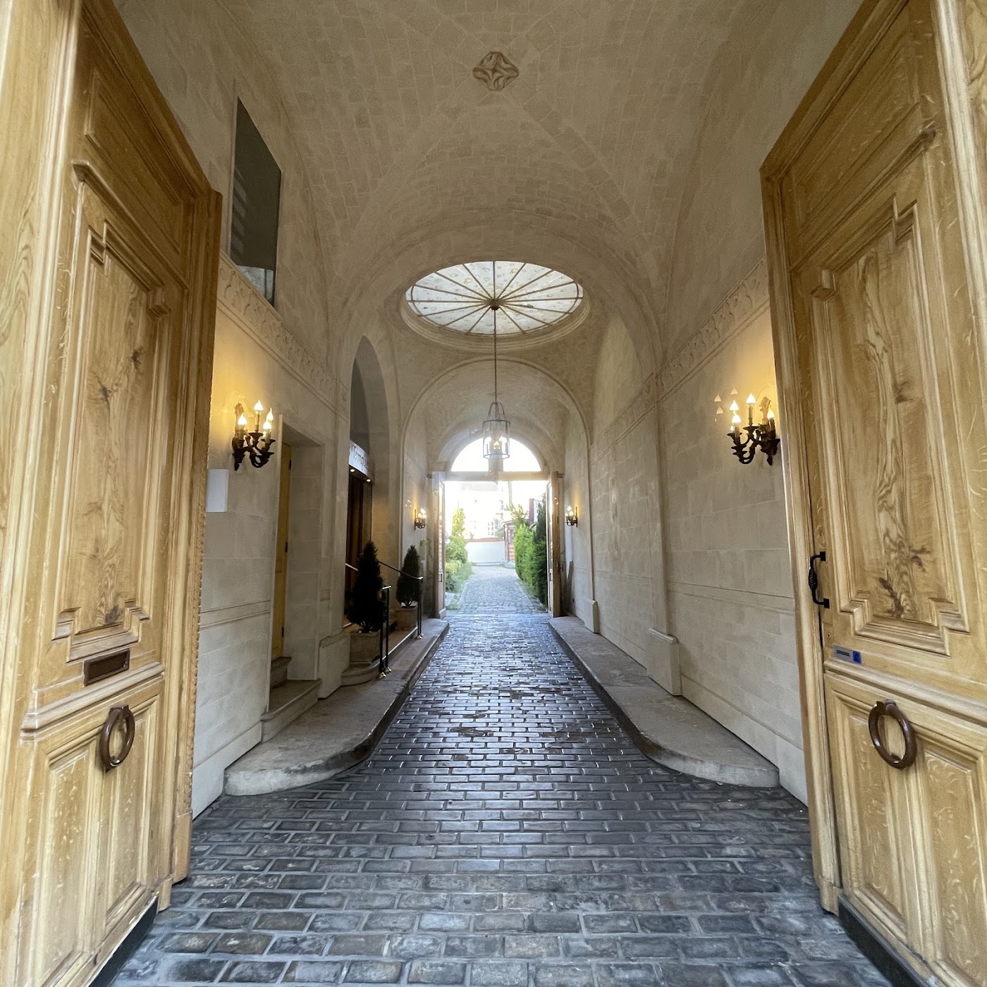 Grand Hôtel des Templiers, dog-friendly hotel, photo 2