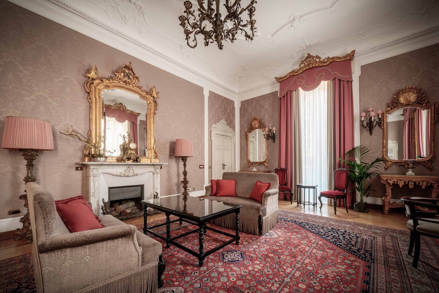 Grand Hotel et de Milan, dog-friendly hotel, photo 4