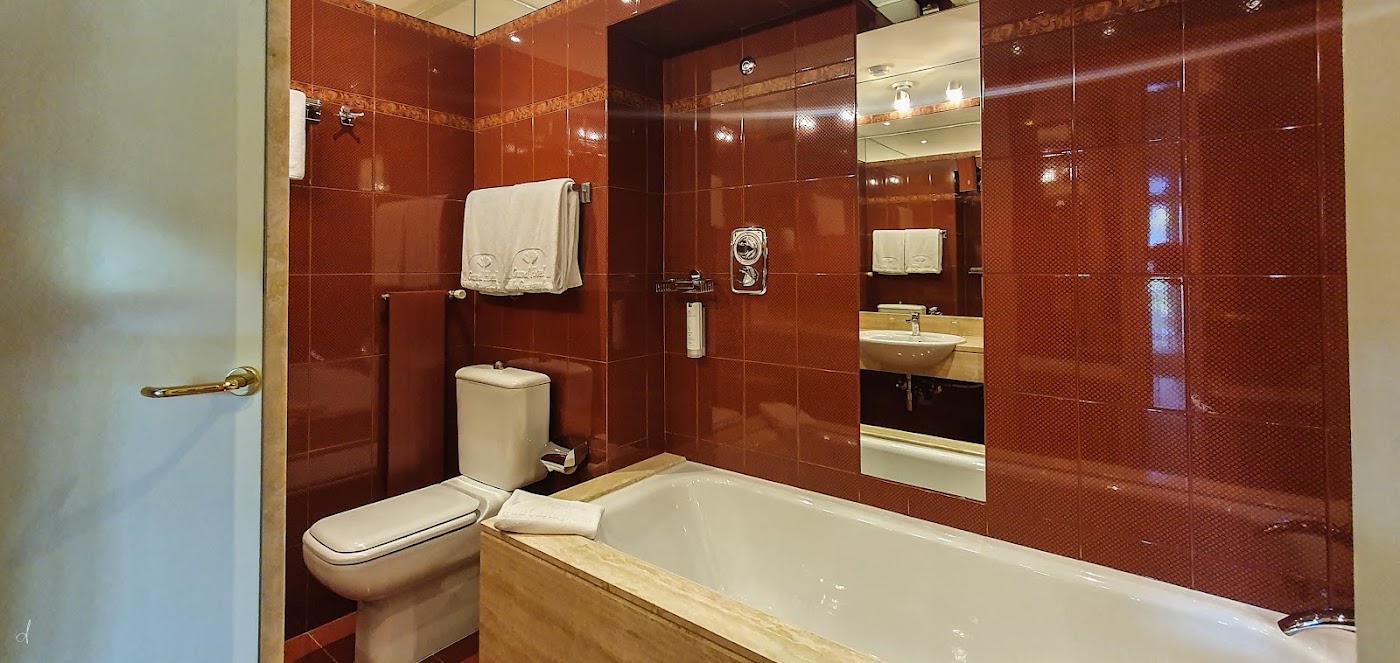 Grand Hotel Villa Castagnola, dog-friendly hotel, photo 4