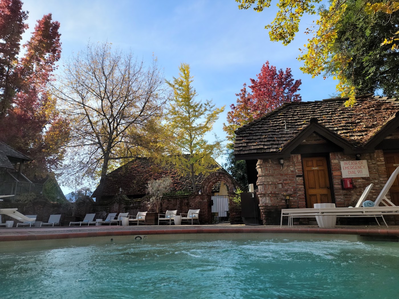 Harvest Inn, dog-friendly hotel, photo 4