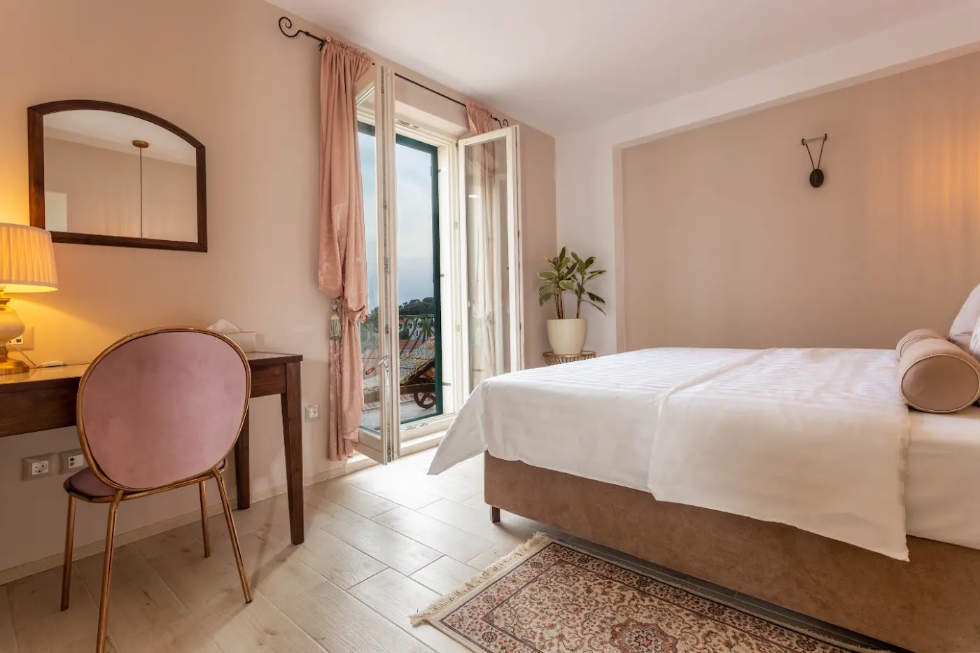 Heritage Hotel Park Hvar, dog-friendly hotel, photo 3