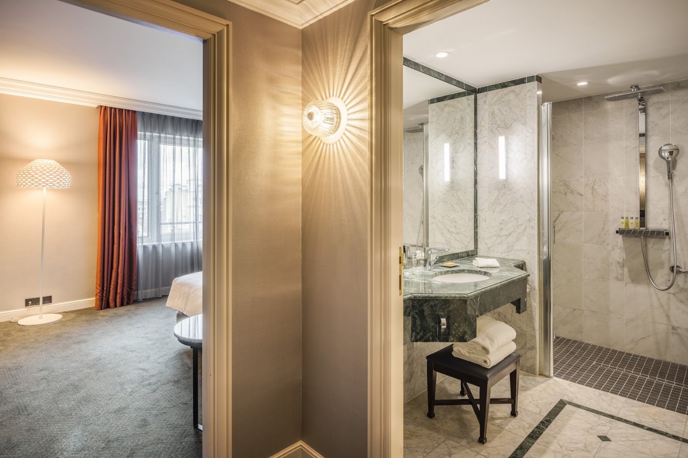 Hilton Brussels Grand Place, dog-friendly hotel, photo 4