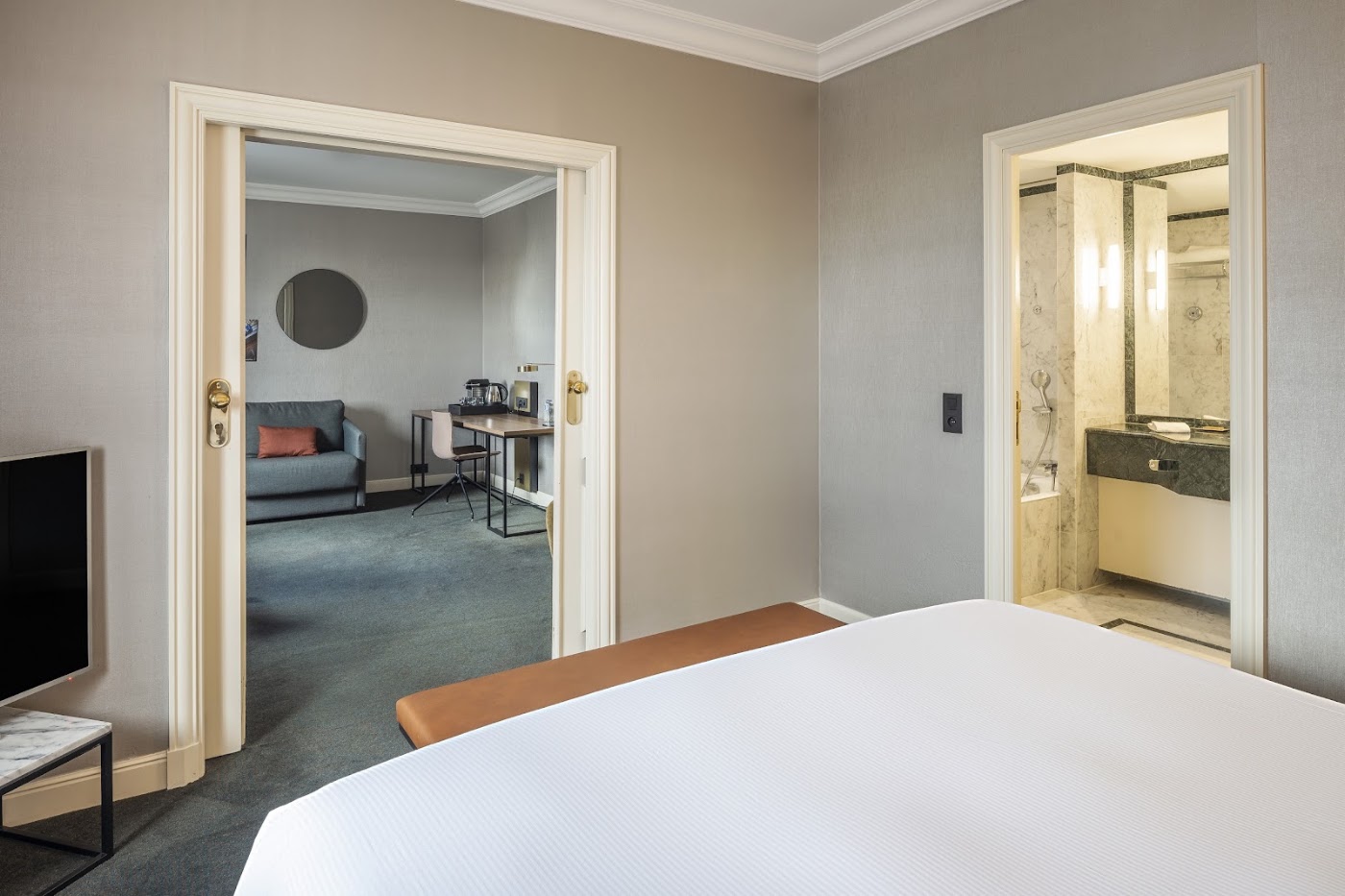 Hilton Brussels Grand Place, dog-friendly hotel, photo 5
