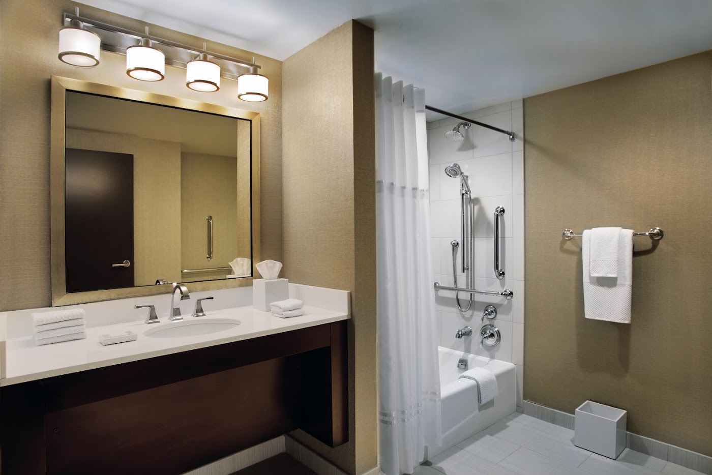 Hilton Chicago, dog-friendly hotel, photo 5