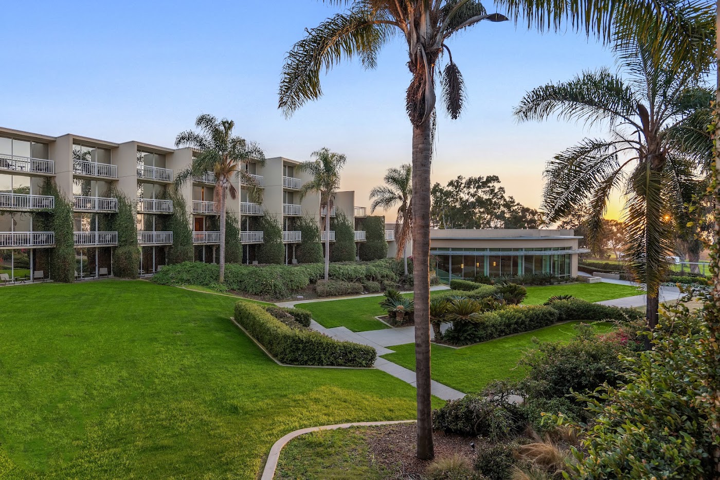 Hilton La Jolla Torrey Pines, dog-friendly hotel in San Diego