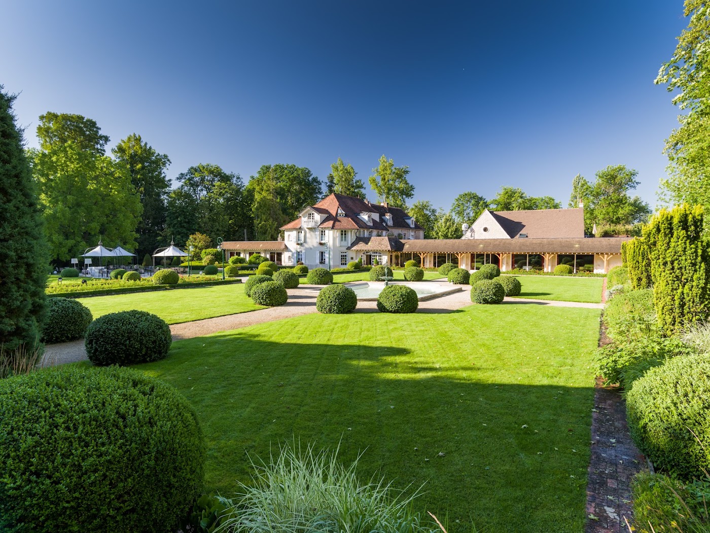 Hostellerie de Levernois, dog-friendly hotel, photo 2
